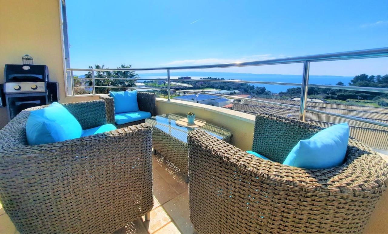 Sea View- Spacious Apartment With Shared Pool Split Exterior foto